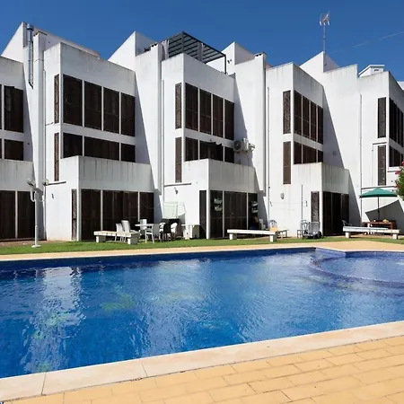 Cozy Getaway W/ Pool In By Lovelystay Apartment Vilamoura