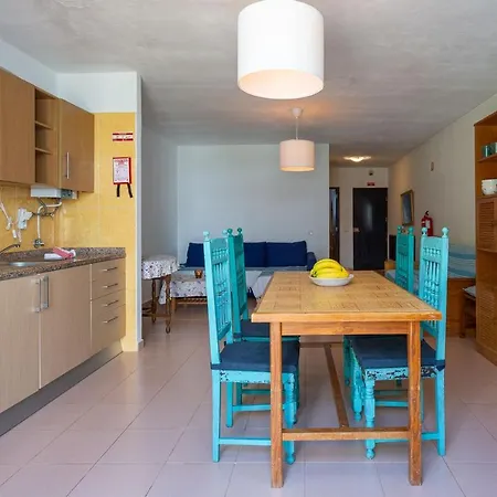Cozy Getaway W/ Pool In By Lovelystay Apartment *